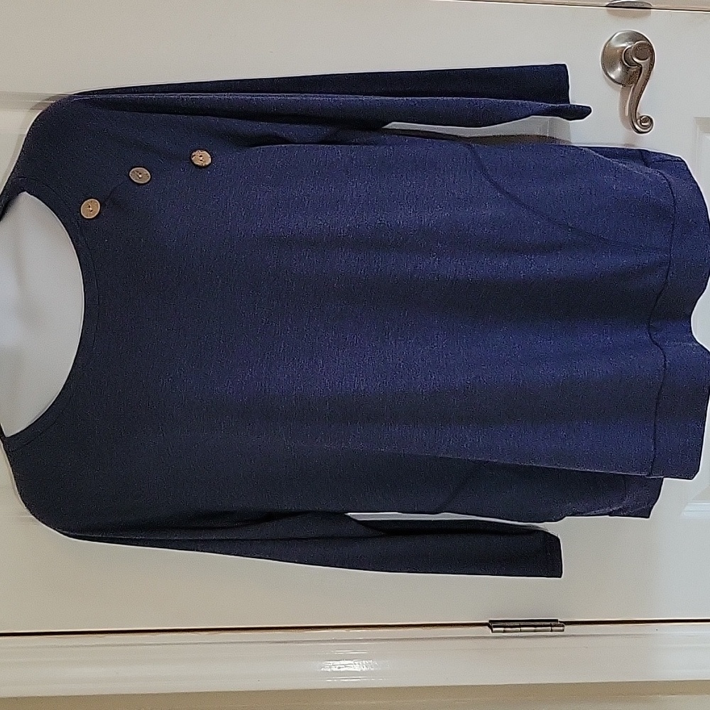 Unknown Brand, blue shirt.